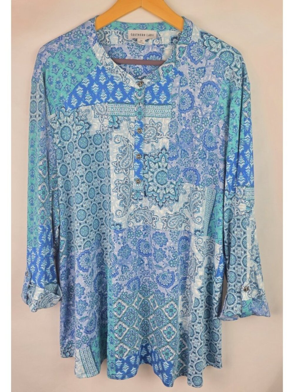 Southern Lady Women's Shirt Plus Size 1X Turquoise Blue Floral 3/4 Sleeve Top